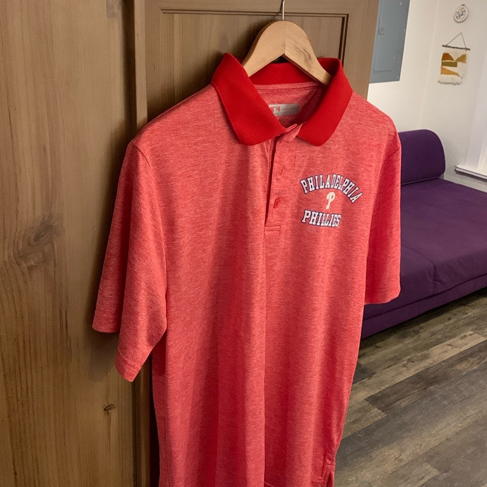 Philadelphia Phillies large collared shirt hundred percent polyester